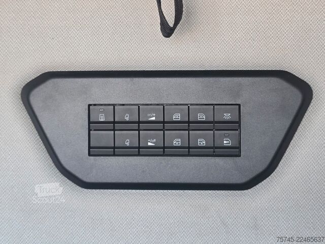 Standardowy ciągnik siodłowy IVECO S-WAY 530 * RETARDER * 2 X TANK * ACC * WENIG KM
