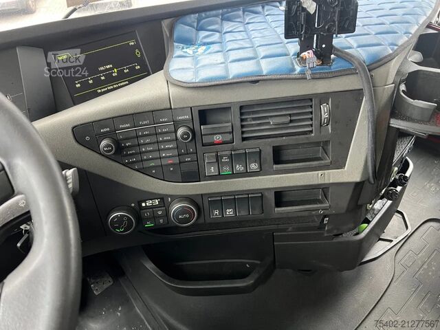 Standard-SZM Volvo FH 13.420 Globetrotter / Mega / 2x Tank / Full Air