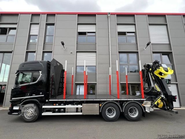 Transportator de lemn Scania R590 6x4 BL Plattform / Kran TAJFUN LIV L150Z