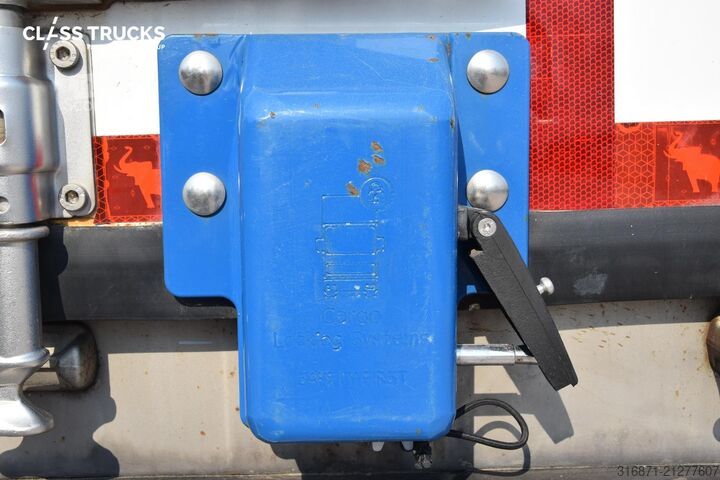 Hűtő félpótkocsi SCHMITZ CARGOBULL SKO FP 60 ThermoKing SLXi 300