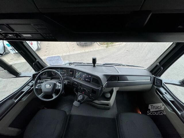 Превозвач на дървен материал MAN TGS 26.520 6x4-4 BL Schemel Epsilon Kran