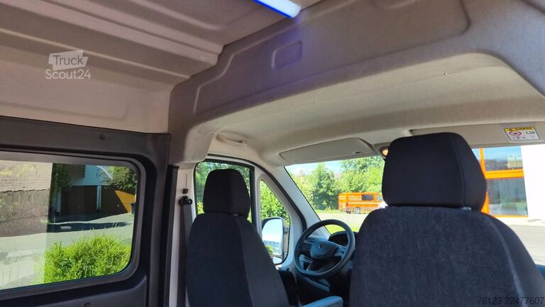 Magas tetős furgon PEUGEOT Boxer  Hochraum 9 Sitzer L3H2 verglast BlueHDi