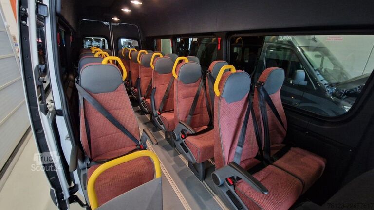Kleinbus MERCEDES-BENZ Sprinter Lord Light 22 Sitzer Lagerfahrzeug Akti
