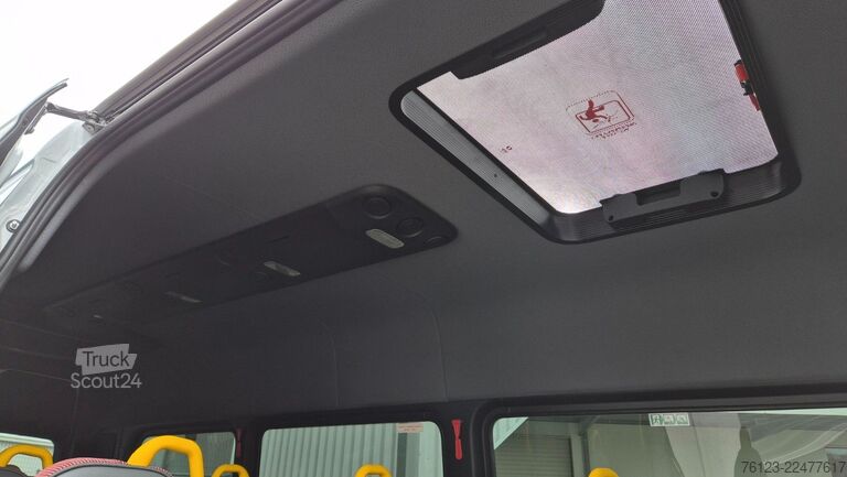 Kleinbus MERCEDES-BENZ Sprinter Lord Light 22 Sitzer Lagerfahrzeug Akti