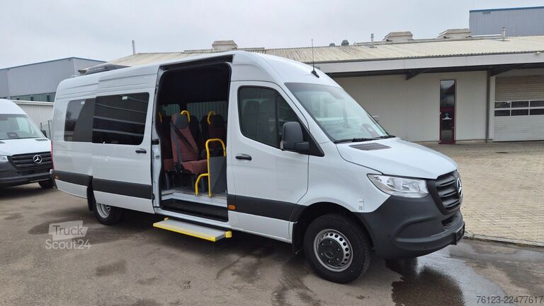 Kleinbus MERCEDES-BENZ Sprinter Lord Light 22 Sitzer Lagerfahrzeug Akti