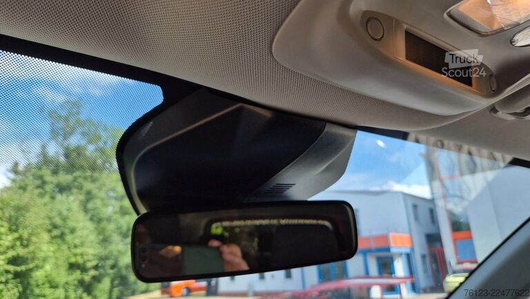 Minibús Citroën SpaceTourer Opel Zafira Plus M 9 Sitzer