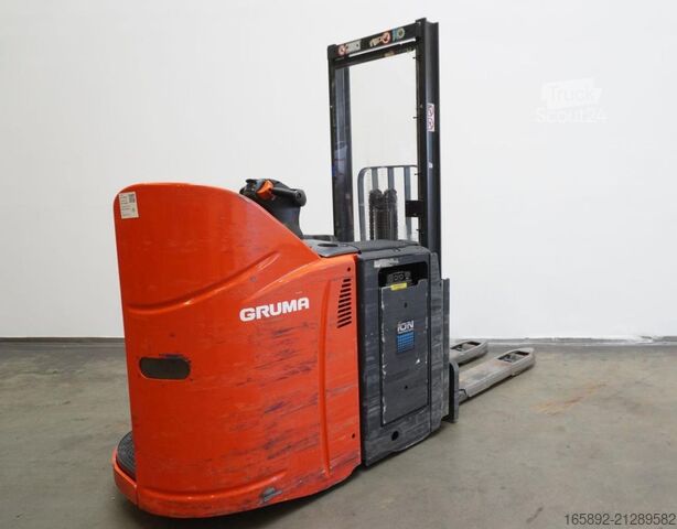 Hochhubwagen Linde D 12 SP ION 133