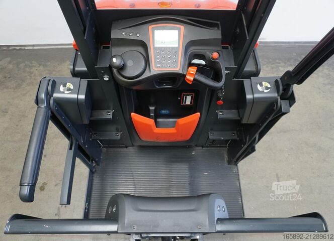 Hochhubkommissionierer Linde V 10 5212
