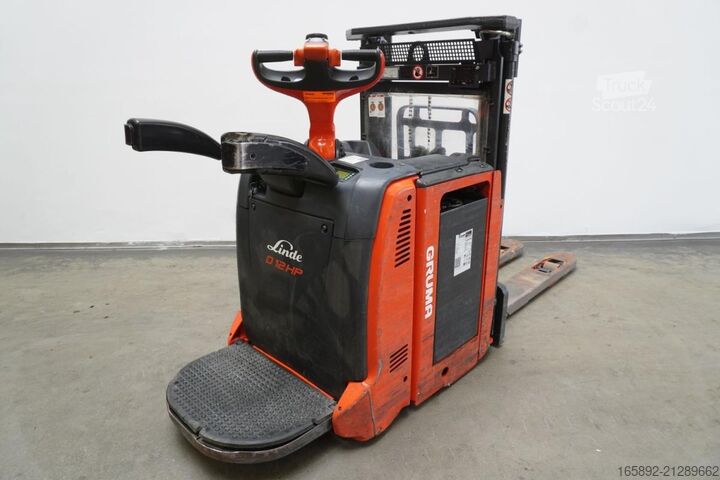 Hochhubwagen Linde D 12 HP AP 133
