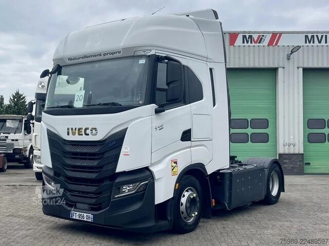 Štandard-SZM Iveco S-WAY 460 CNG,  RETARDER, ACC