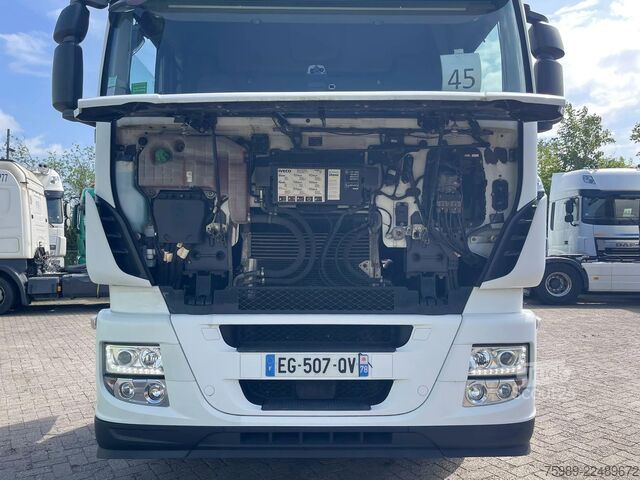 Štandard-SZM Iveco Stralis 460 494599 km!!  RETARDER, ACC, PARK AI...