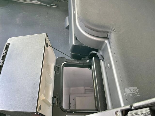 Štandard-SZM Iveco Stralis 460 494599 km!!  RETARDER, ACC, PARK AI...