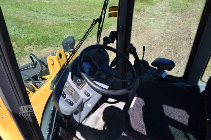Utovarivač na točkovima VOLVO L 30 G Radlader / Schaufel + Gabel / hydr. SW