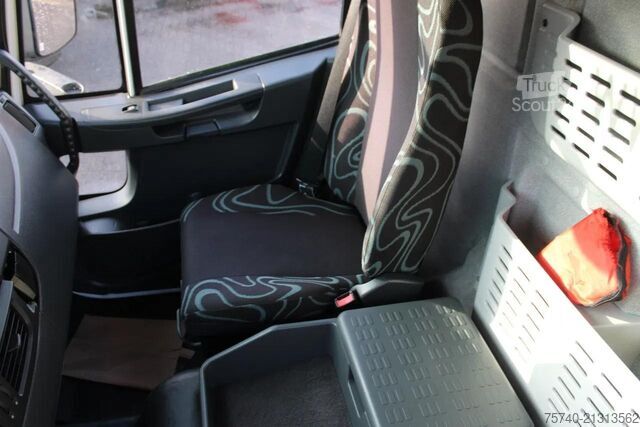Transport frigorifique Iveco Eurocargo 140E + CARRIER + MANUAL + ATP!!  LIFT...