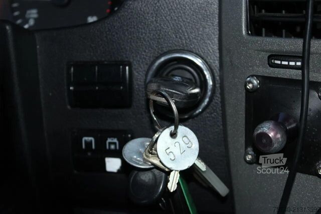 Soğutmalı kasa Mercedes-Benz Sprinter 316 + THERMO KING