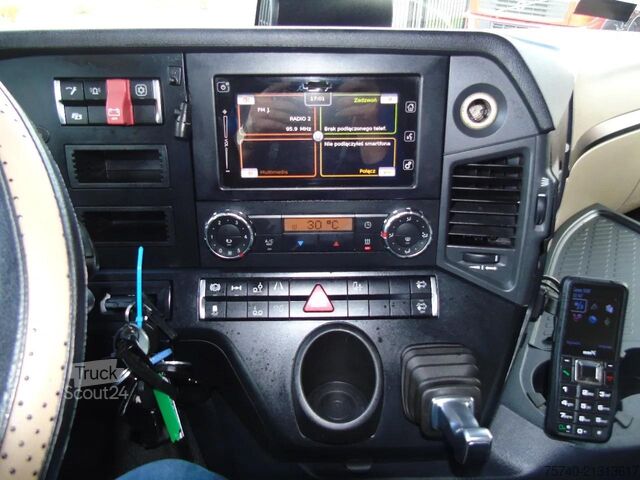 Tracteur standard Mercedes-Benz Actros