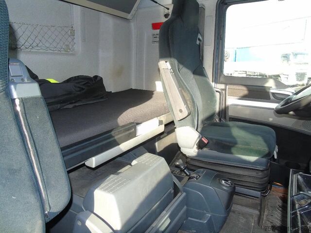 Valigia MAN TGA 18.400 + combi + lift + euro 5 + 2.70