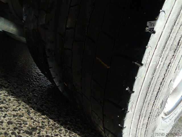 Maleta MAN TGA 18.400 + combi + lift + euro 5 + 2.70