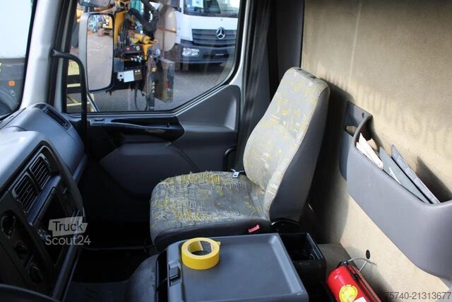 Tankwagen Renault Midlum 250 + 2 COMP + 6180liter + euro 2 + manual
