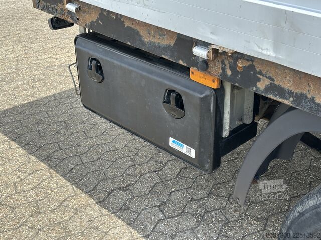 شاحنة صغيرة بيك أب Iveco Daily 29L11 Doka  TÜV   AHK   2x VORHANDEN   REGAL