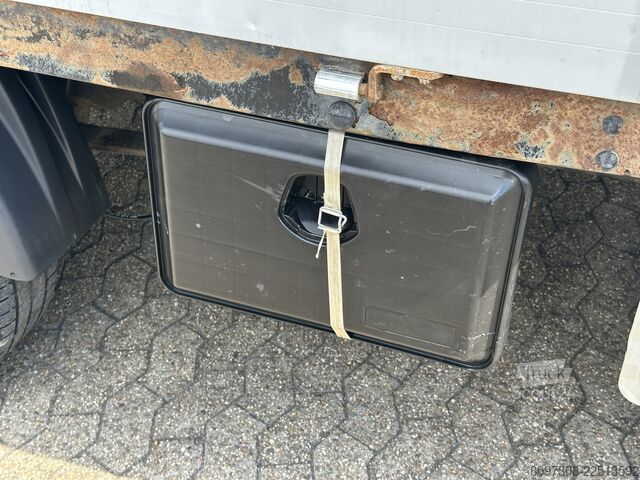 شاحنة صغيرة بيك أب Iveco Daily 29L11 Doka  TÜV   AHK   2x VORHANDEN   REGAL