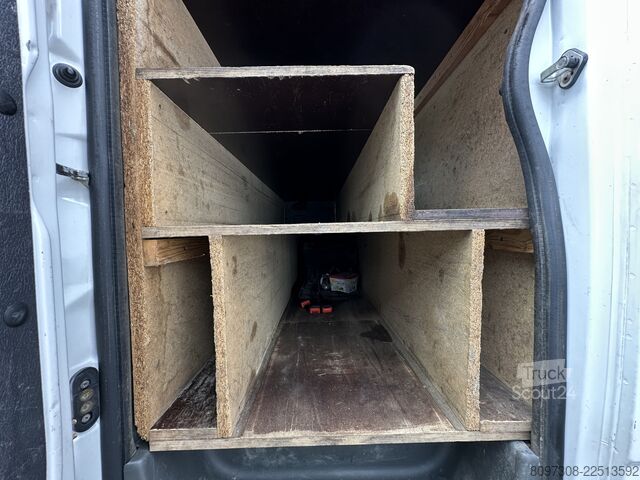 Pritschenwagen Iveco Daily 29L11 Doka  TÜV   AHK   2x VORHANDEN   REGAL