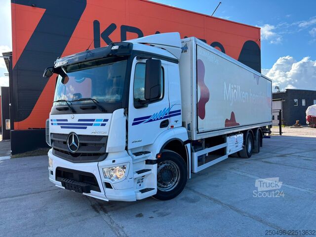 Jäähdytetyt/pakastetut kuljetukset Mercedes-Benz Antos 2532 6x2*4 MITSUBISHI TU85SA / BOX L=8539 mm
