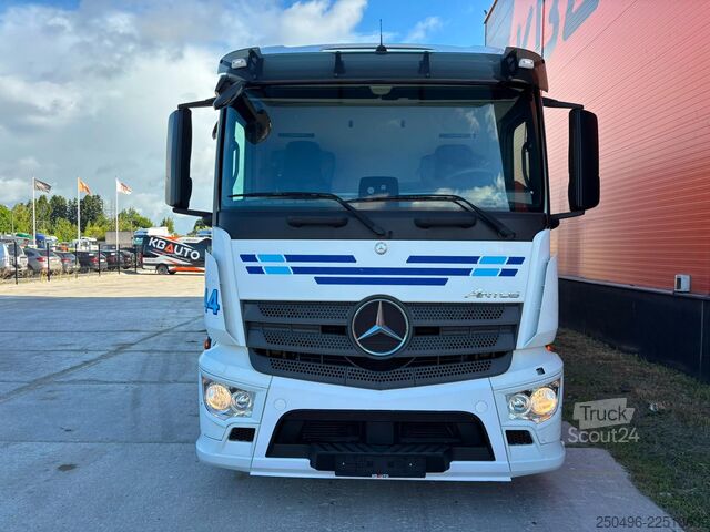 Jäähdytetyt/pakastetut kuljetukset Mercedes-Benz Antos 2532 6x2*4 MITSUBISHI TU85SA / BOX L=8539 mm