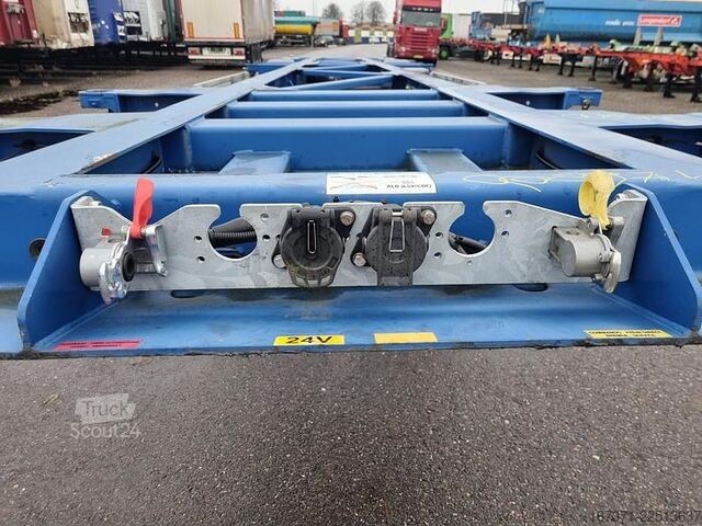 Konttikuljetukset Van Hool A2C001 - container- CHASSIS-55 foot   plus 2 X ...