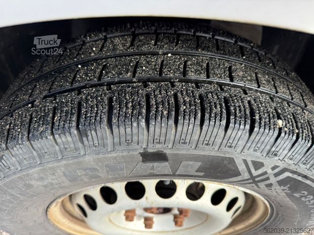 فان بسقف مرتفع MAN TGE 3.140 KASTEN HOCH MITTEL