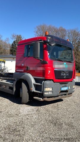 Abrollkipper MAN TGS 26.440 6x2-2 BL EEV BLATT LUFT HINTEN GELENK