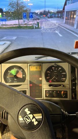 Camion per carichi pesanti MAN 26.413 DFLT 6X4 Blatt Luft Abs 3 SEITENKIPPER