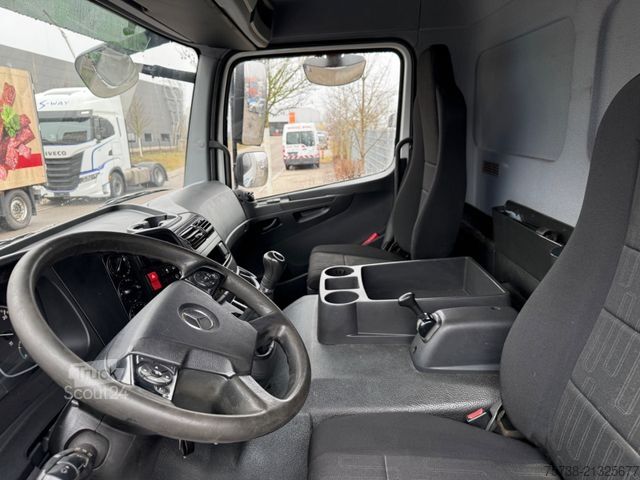 Camión frigorífico MERCEDES-BENZ Atego 1224 L Kühlkoffer/ThermoKing V600/Klima