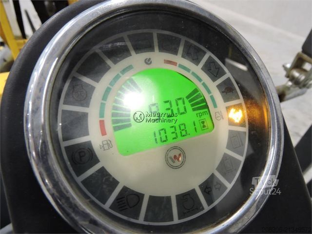 Kolový nakladač WACKER Neuson WL25 + Fork