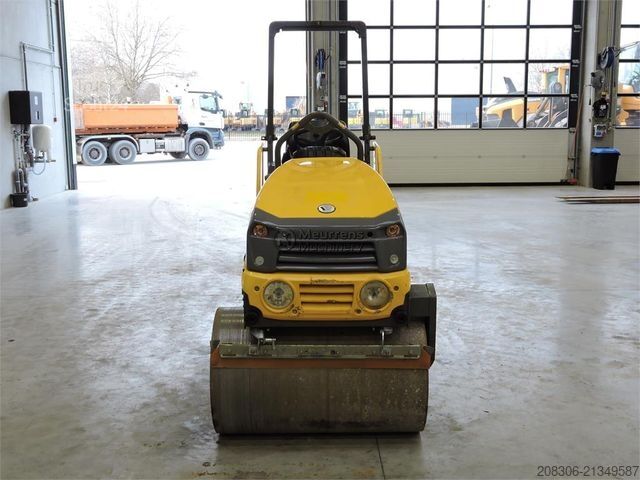 مدحلة أسطوانة واحدة WACKER Neuson RD18