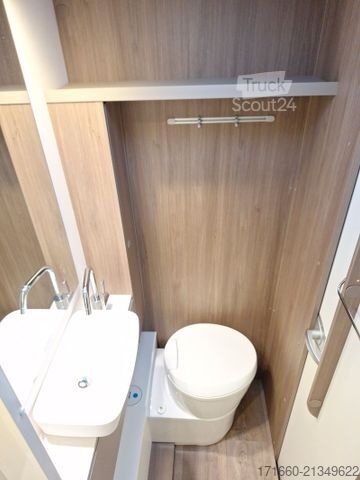 Alkoof camper CARADO pro A 464 SAT/ TV