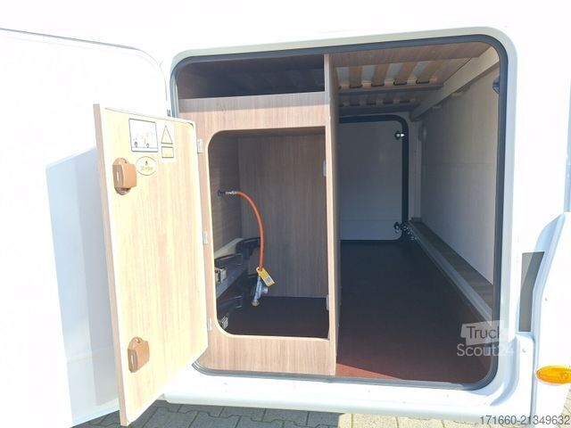 Półzintegrowany kamper CARADO V 339 Automatik