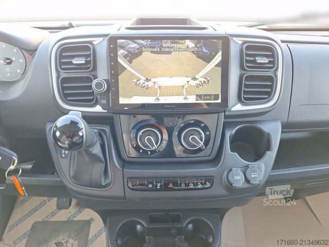 Półzintegrowany kamper CARADO V 339 Automatik