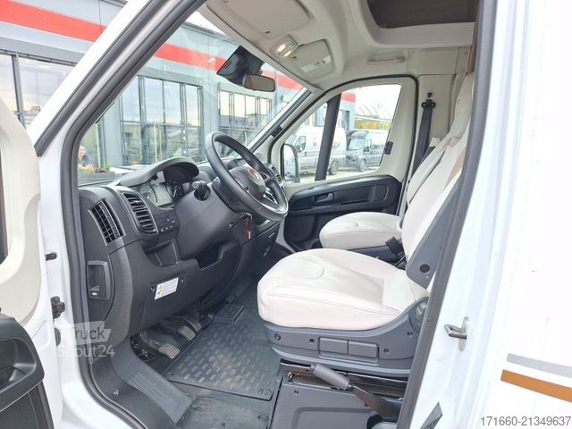 Teilintegriertes Wohnmobil BÜRSTNER Lyseo TD 690 G