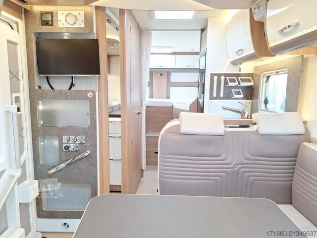 Teilintegriertes Wohnmobil BÜRSTNER Lyseo TD 690 G