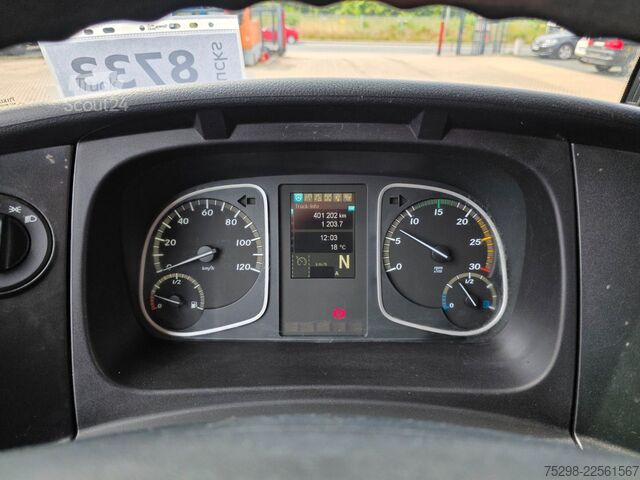 Transporter mit Koffer MERCEDES-BENZ Atego 818 | 3 Sitzen | Ladebordwand