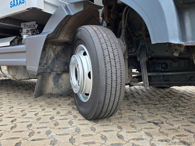 Transporter mit Koffer MERCEDES-BENZ Atego 818 | 3 Sitzen | Ladebordwand