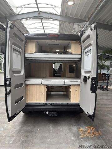Camping-car CLEVER Vario Kids 600 Auto TV Solar AHK Luft Alarm SOG