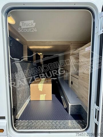 Polointegrovaný obytný vůz KNAUS Sky Ti 650 MEG VW, Licht&Assistenz, Winter-Paket