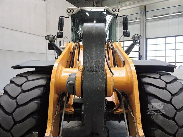 Carregadora de rodas LIEBHERR L566 Xpower
