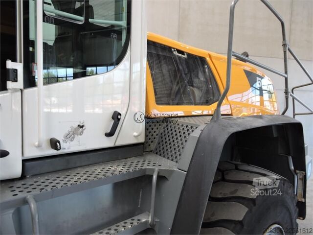 Carregadora de rodas LIEBHERR L566 Xpower