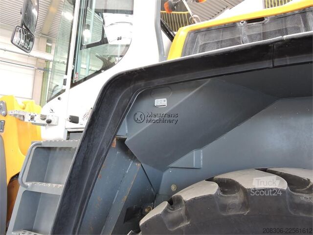 Carregadora de rodas LIEBHERR L566 Xpower
