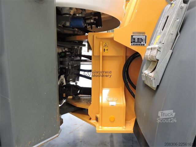 Carregadora de rodas LIEBHERR L566 Xpower