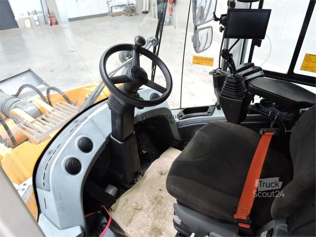 Carregadora de rodas LIEBHERR L566 Xpower