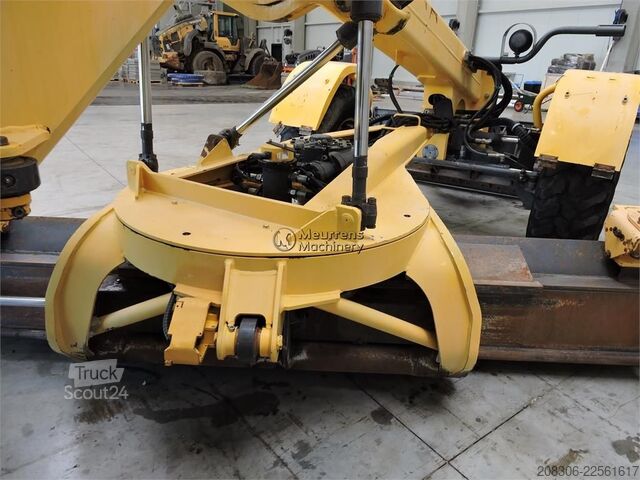 Niveleuse NEW HOLLAND F106.6A